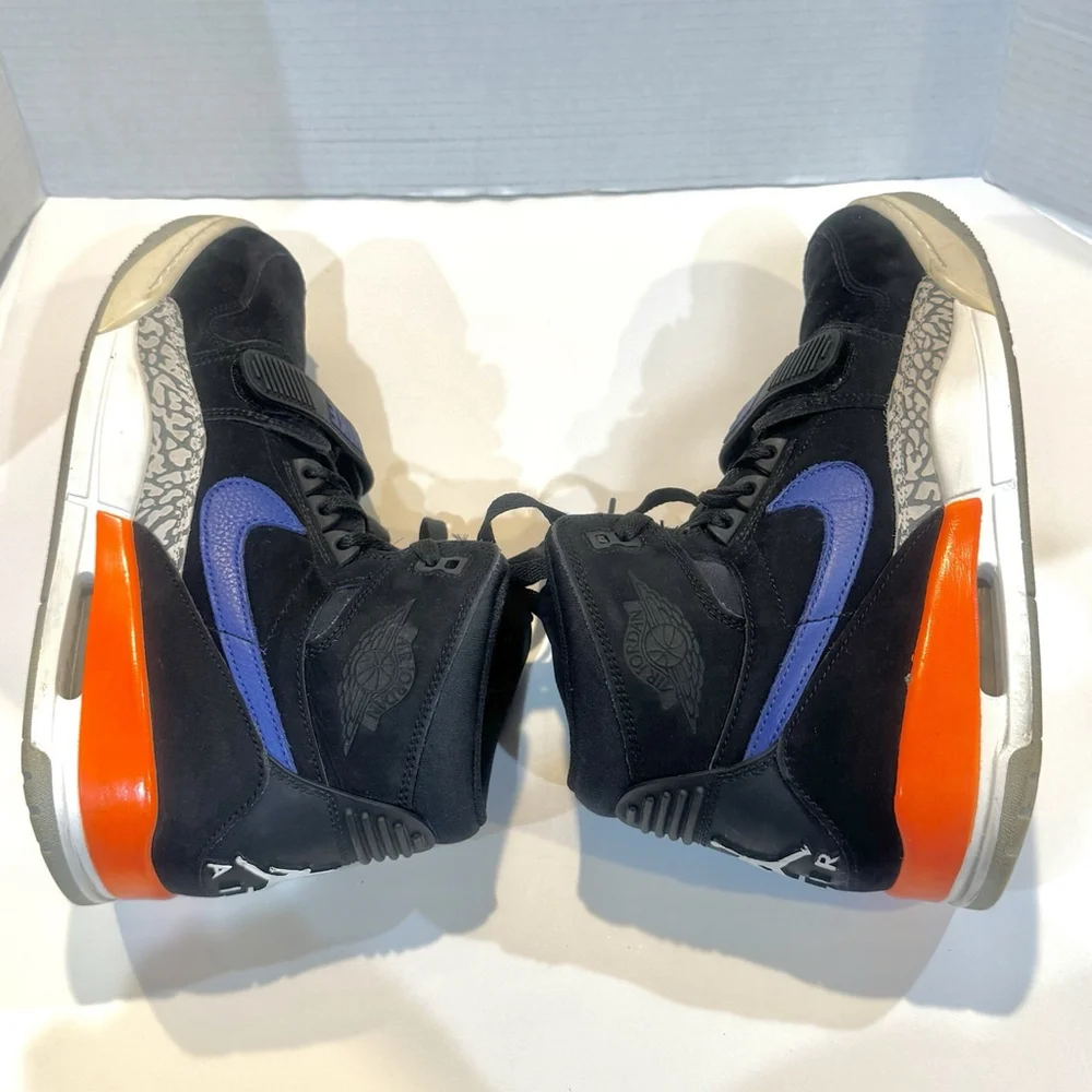 Nike Air Jordan Legacy 312 Knicks Sneaker Size:11 AV3922-048 Black Blue Orange